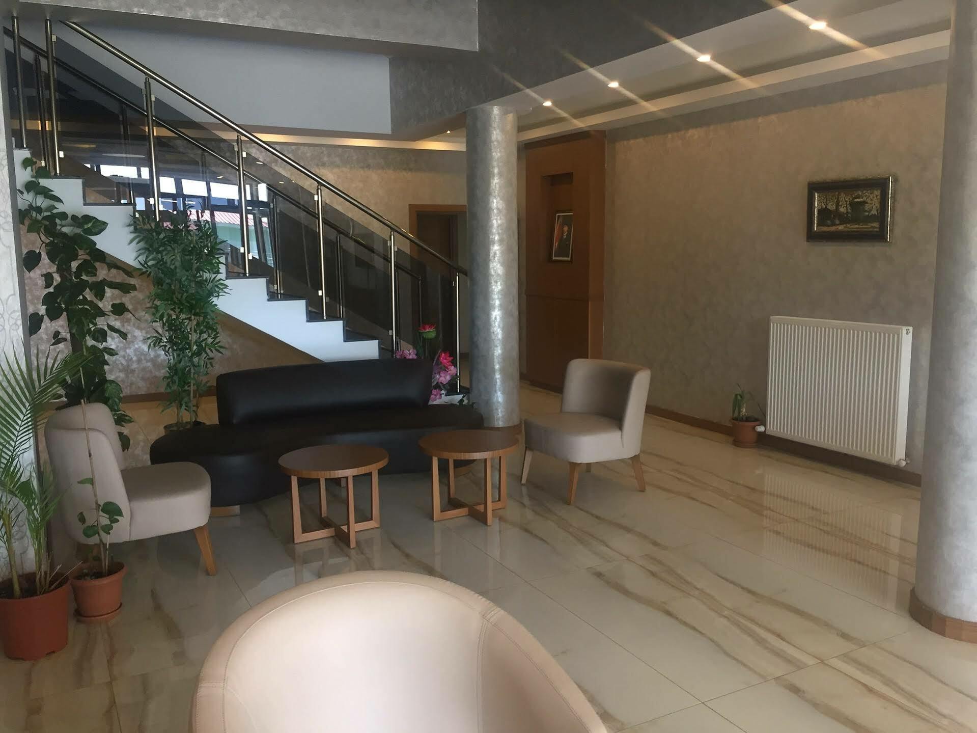 Garden Zara Hotel Restaurant Cafe Екстер'єр фото